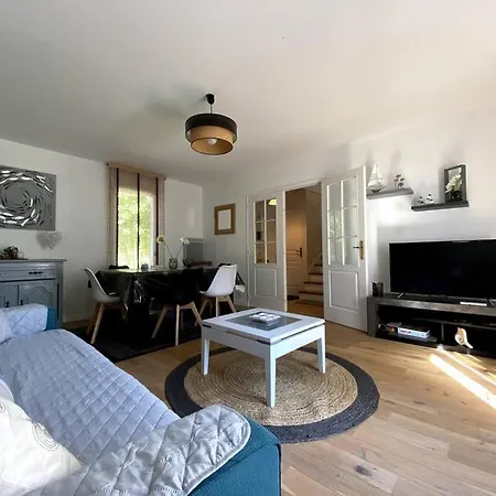 Belle Maison Au Milieu Des Pins Tatil Evi